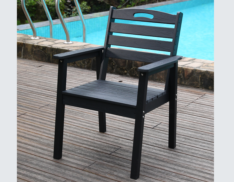 Siyah Çıtalı Su Dökülen HDPE Yemek Sandalyesi